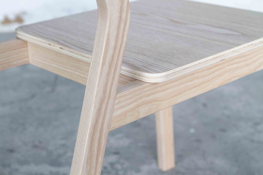 Arcos Chair